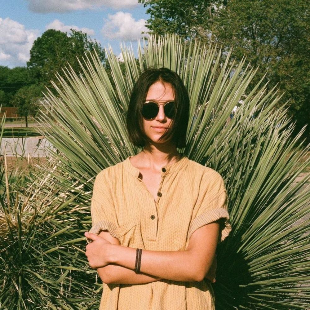 Meet your Posher, Monica